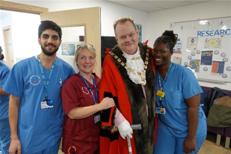 Councillor Paul Goggin Lord Mayor of Bristol with ICU nursing staff at the BRI