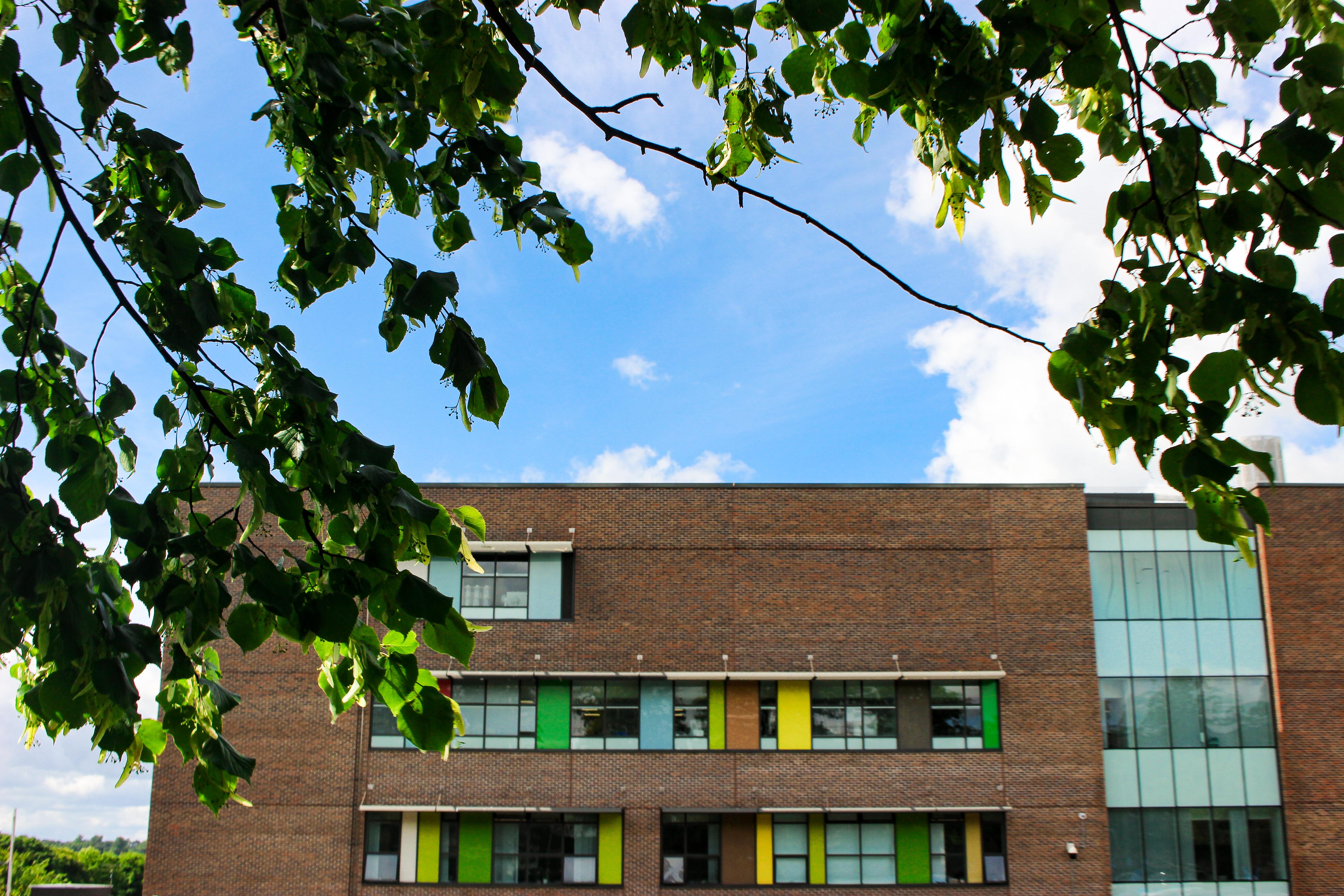 Exterior photo of Southmead Hospital Learning and Research Building